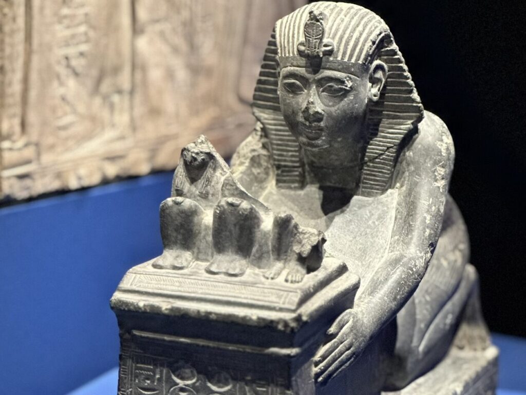 Geschenke im Alten Ägypten: Was die Ägypter den Göttern, ihren Liebsten und den Verstorbenen schenkten